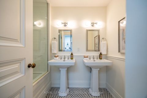 Photo 32 at 36 Boswell Avenue, Annex, Toronto