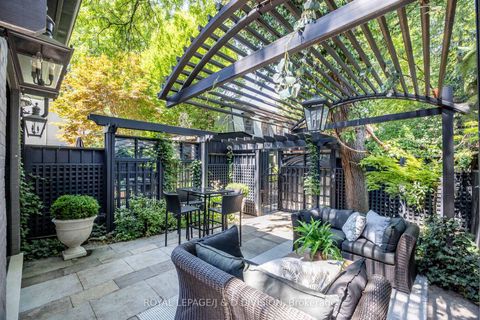 Photo 39 at 36 Boswell Avenue, Annex, Toronto