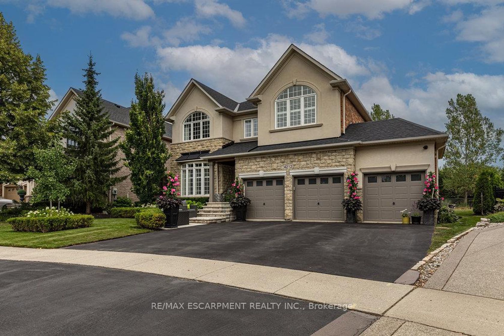 4212 Kane Crescent, Rose, Burlington 
