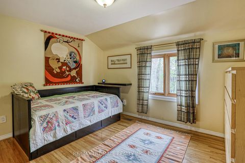 Photo 18 at 103 Weir Crescent, West Hill, Toronto
