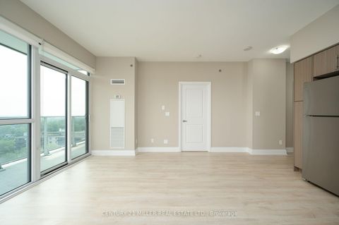 Photo 4 at 1103 - 55 Speers Road, QE Queen Elizabeth, Oakville