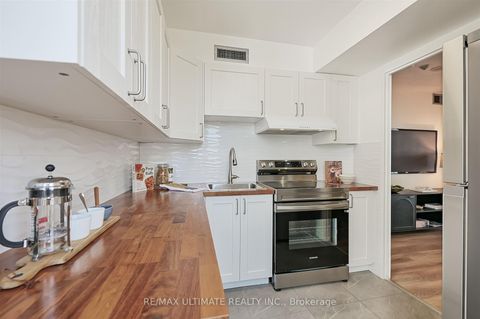 Photo 14 at 2206 - 55 Centre Avenue, Bay Street Corridor, Toronto
