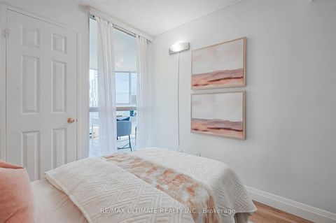 Photo 26 at 2206 - 55 Centre Avenue, Bay Street Corridor, Toronto