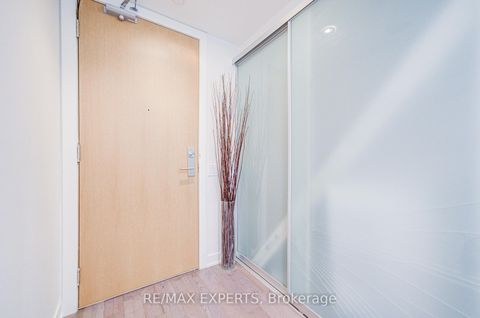 Photo 8 at PH1418 - 629 King Street W, Waterfront Communities C1, Toronto