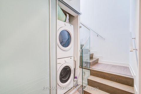 Photo 9 at PH1418 - 629 King Street W, Waterfront Communities C1, Toronto