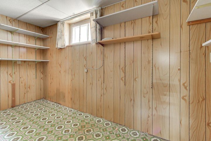 Photo 17 at 49 Monkswood Crescent, Central Newmarket, Newmarket