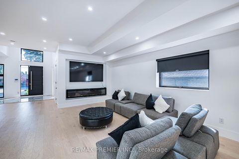 Photo 14 at 24 Gosling Road, Maple, Vaughan