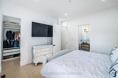 Photo 41 at 24 Gosling Road, Maple, Vaughan