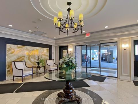 Photo 2 at 316 - 25 Earlington Avenue E, Kingsway South, Toronto