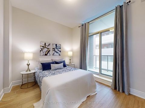 Photo 11 at 316 - 25 Earlington Avenue E, Kingsway South, Toronto