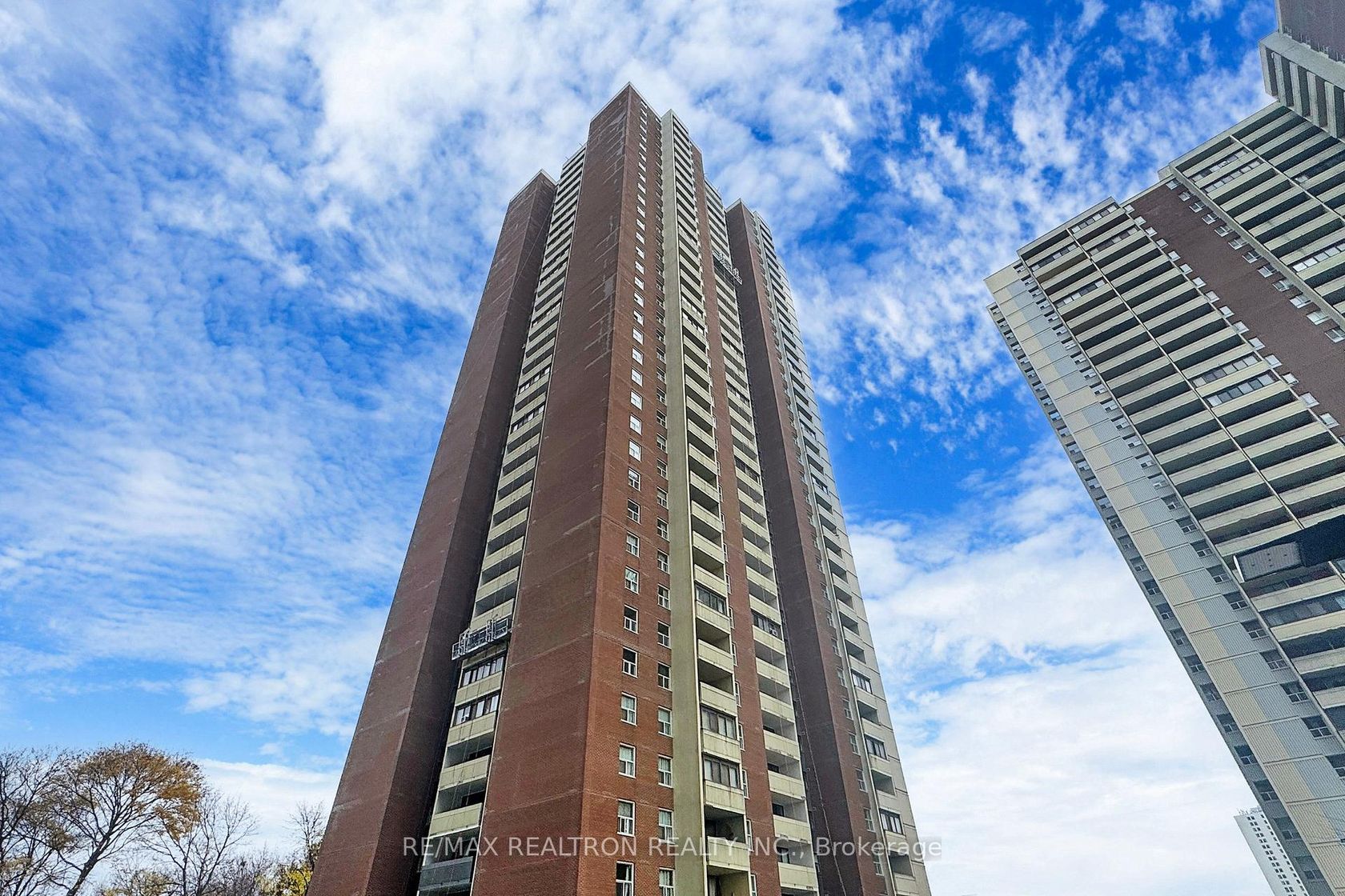 3406 - 3 Massey Square, Crescent Town, Toronto 