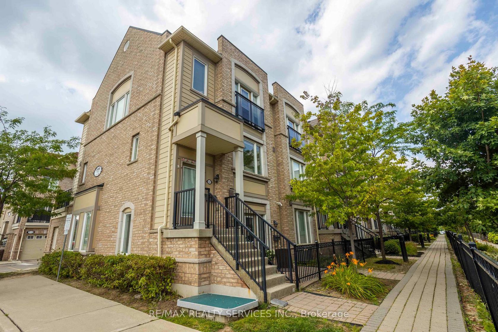 8 - 3100 Boxford Crescent, Churchill Meadows, Mississauga 