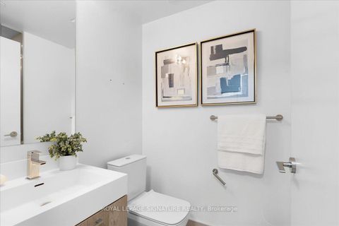 Photo 16 at 1402 - 1 Yorkville Avenue, Annex, Toronto