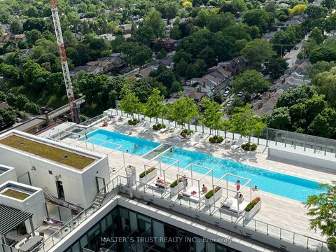 Photo 5 at 711 - 5 Soudan Avenue, Mount Pleasant West, Toronto