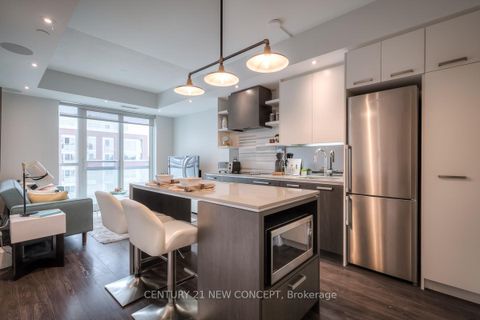 Photo 5 at 724 - 1830 Bloor Street W, High Park North, Toronto