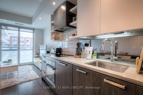 Photo 15 at 724 - 1830 Bloor Street W, High Park North, Toronto