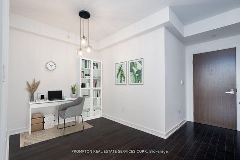 Photo 11 at 807 - 1 The Esplanade, Waterfront Communities C8, Toronto