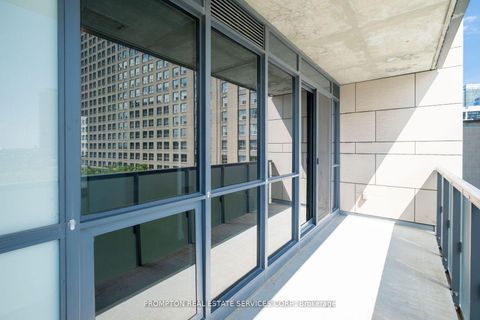 Photo 15 at 807 - 1 The Esplanade, Waterfront Communities C8, Toronto