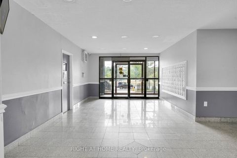 Photo 1 at 909 - 45 Silverstone Drive, Jamestown, Toronto