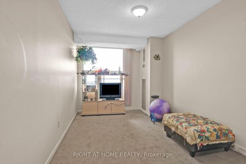 Photo 13 at 909 - 45 Silverstone Drive, Jamestown, Toronto