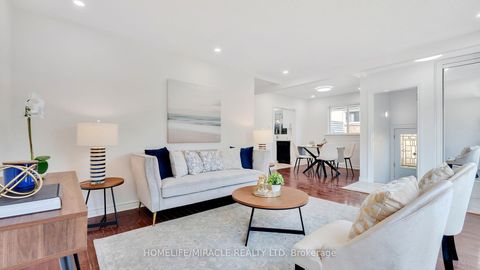 Photo 14 at 8 Hollyhedge Drive, Bendale, Toronto