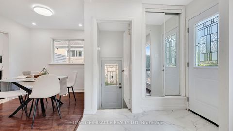 Photo 17 at 8 Hollyhedge Drive, Bendale, Toronto