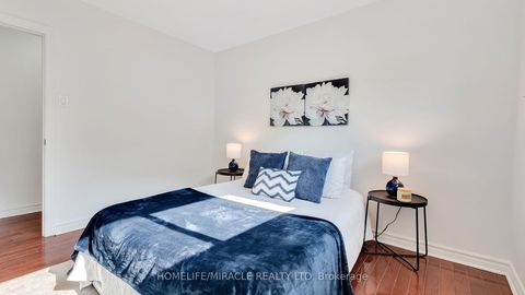 Photo 25 at 8 Hollyhedge Drive, Bendale, Toronto
