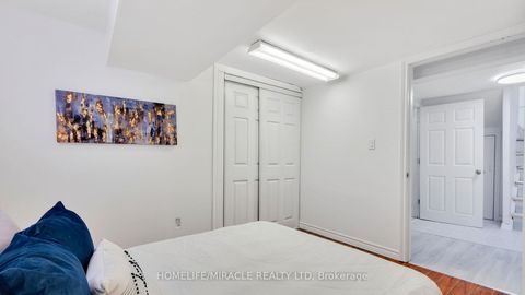 Photo 36 at 8 Hollyhedge Drive, Bendale, Toronto