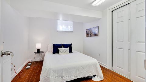 Photo 37 at 8 Hollyhedge Drive, Bendale, Toronto