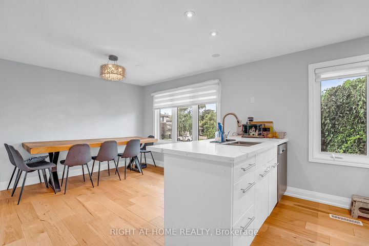 Photo 23 at 6824 Avila Road, Meadowvale, Mississauga