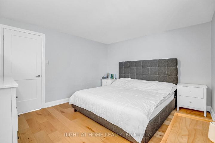 Photo 27 at 6824 Avila Road, Meadowvale, Mississauga