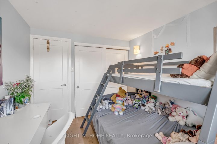 Photo 36 at 6824 Avila Road, Meadowvale, Mississauga