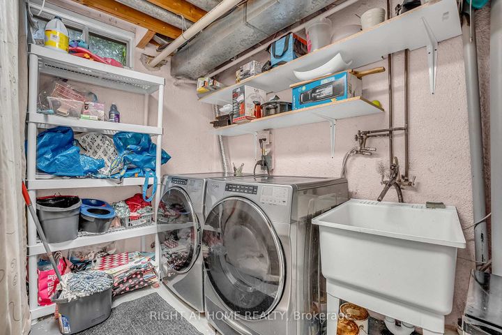 Photo 40 at 6824 Avila Road, Meadowvale, Mississauga