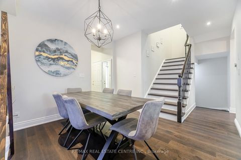Photo 8 at 35 - 2295 Rochester Circle, BC Bronte Creek, Oakville