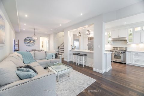 Photo 12 at 35 - 2295 Rochester Circle, BC Bronte Creek, Oakville