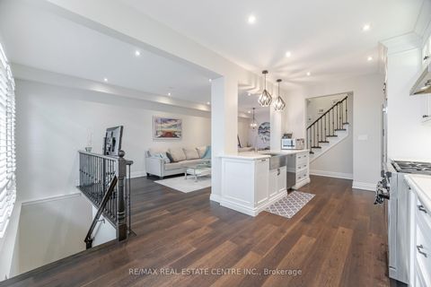 Photo 13 at 35 - 2295 Rochester Circle, BC Bronte Creek, Oakville