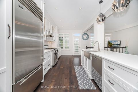 Photo 15 at 35 - 2295 Rochester Circle, BC Bronte Creek, Oakville