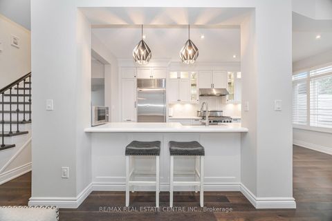 Photo 18 at 35 - 2295 Rochester Circle, BC Bronte Creek, Oakville