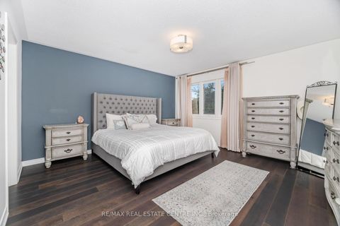 Photo 23 at 35 - 2295 Rochester Circle, BC Bronte Creek, Oakville