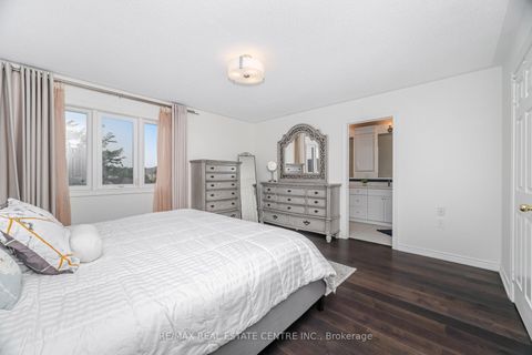 Photo 24 at 35 - 2295 Rochester Circle, BC Bronte Creek, Oakville