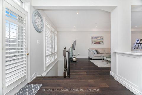 Photo 34 at 35 - 2295 Rochester Circle, BC Bronte Creek, Oakville