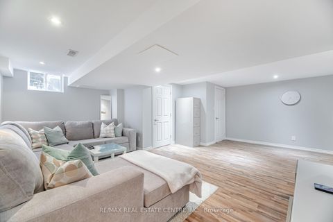 Photo 39 at 35 - 2295 Rochester Circle, BC Bronte Creek, Oakville