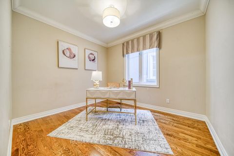 Photo 16 at 166 Townsgate Drive, Yorkhill, Vaughan