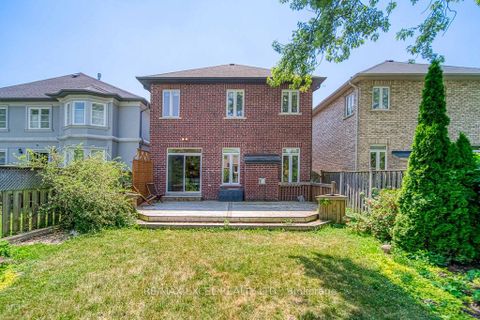 Photo 44 at 166 Townsgate Drive, Yorkhill, Vaughan