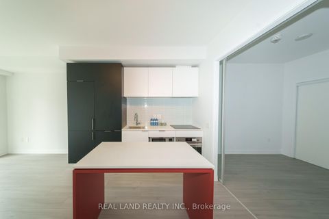 Photo 8 at 814 - 33 Helendale Avenue, Eglinton, Toronto