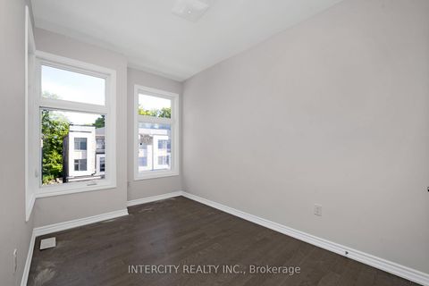 Photo 29 at 83 Puisaya Drive, Rural Richmond Hill, Richmond Hill Photo 29 at 83 Puisaya Drive, Rural Richmond Hill, Richmond Hill