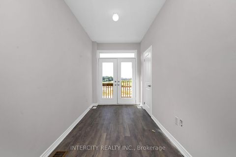 Photo 33 at 83 Puisaya Drive, Rural Richmond Hill, Richmond Hill Photo 33 at 83 Puisaya Drive, Rural Richmond Hill, Richmond Hill