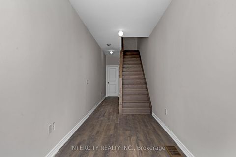 Photo 34 at 83 Puisaya Drive, Rural Richmond Hill, Richmond Hill Photo 34 at 83 Puisaya Drive, Rural Richmond Hill, Richmond Hill