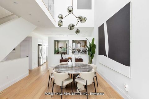Photo 7 at 49 Brookfield Street, Bellwoods, Toronto