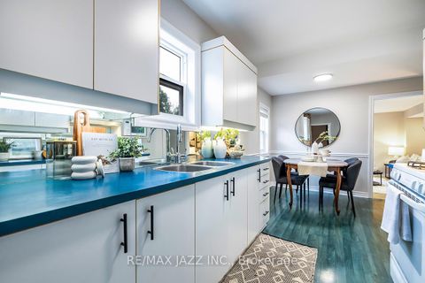 Photo 20 at 33 South Bonnington Avenue, Cliffside, Toronto